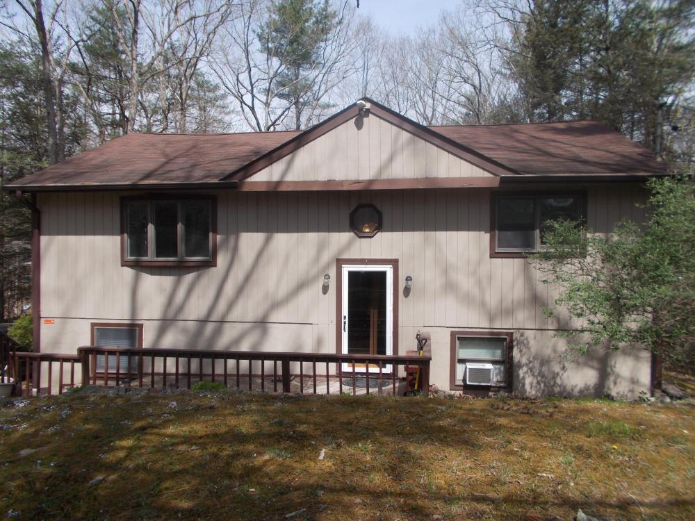 Currently Displayed Property Photo