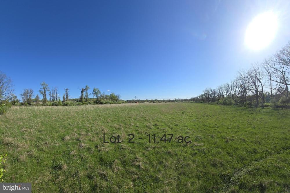 Currently Displayed Property Photo