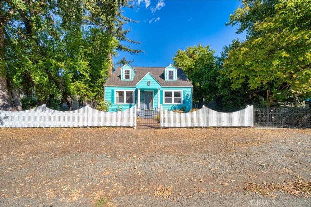 Currently Displayed Property Photo