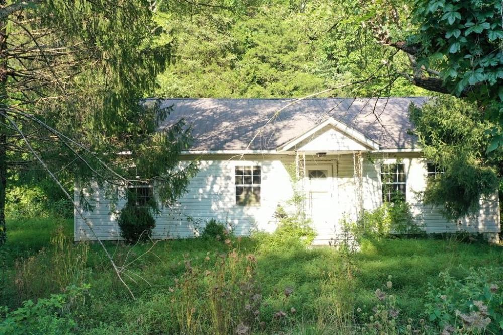 Currently Displayed Property Photo