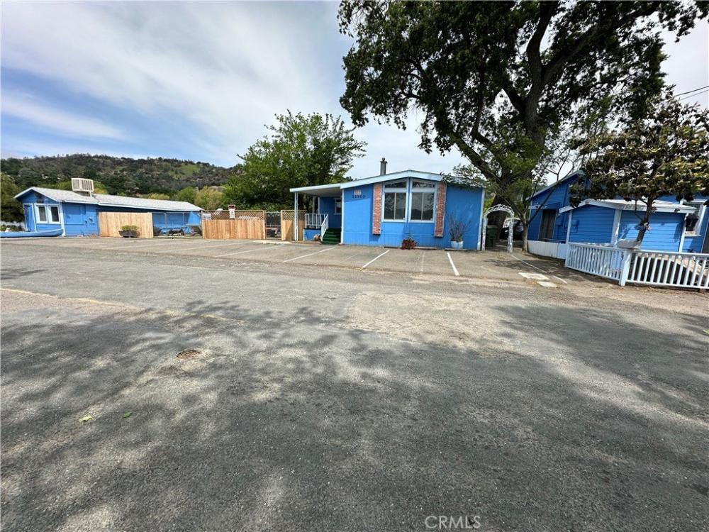 Currently Displayed Property Photo