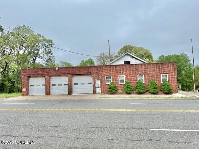 Currently Displayed Property Photo