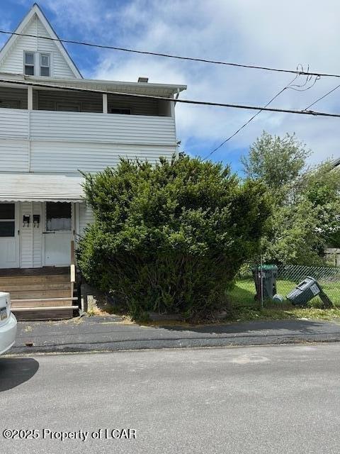 Currently Displayed Property Photo