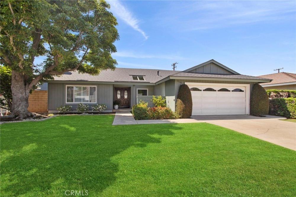 Currently Displayed Property Photo