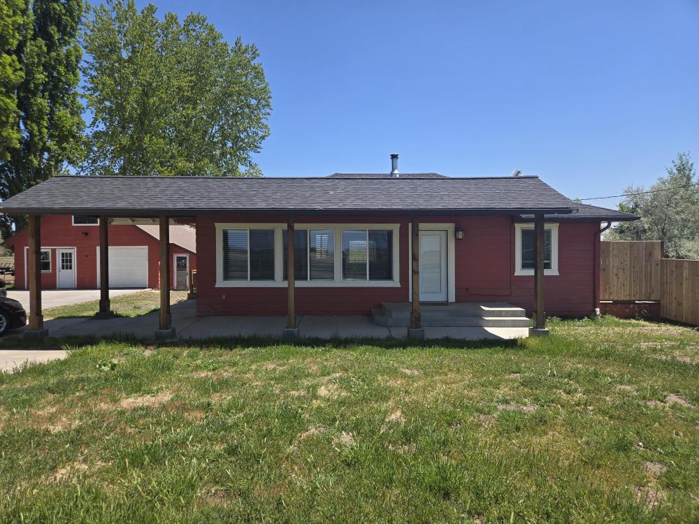 Currently Displayed Property Photo