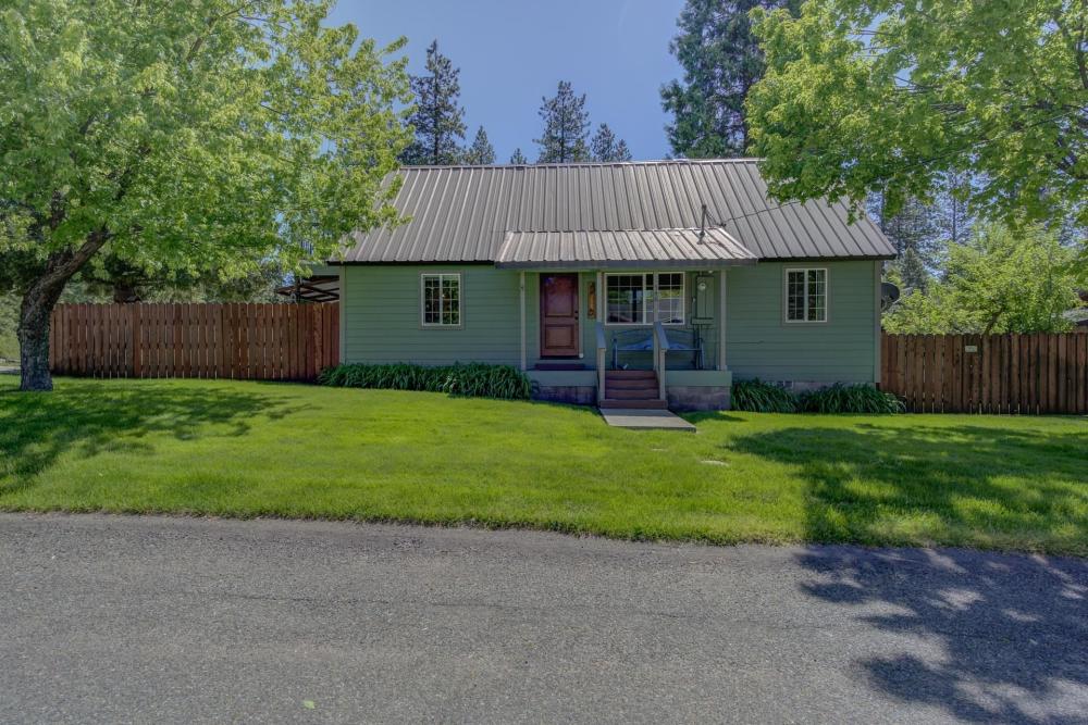 Currently Displayed Property Photo