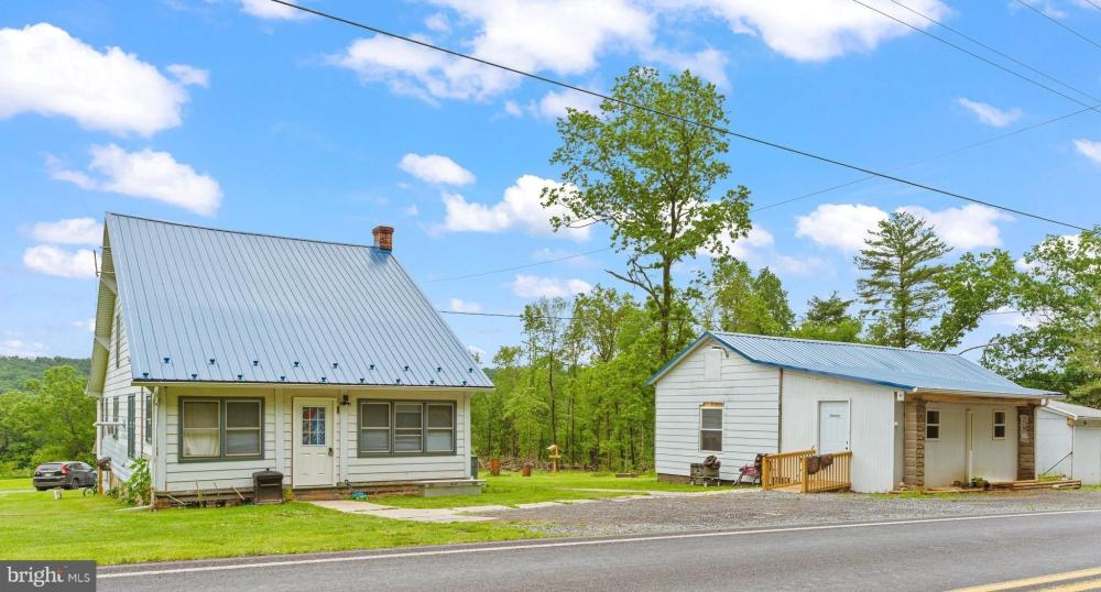 Currently Displayed Property Photo