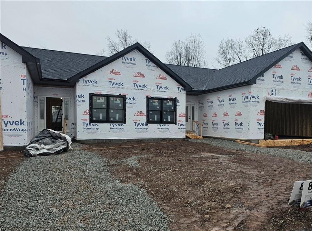 Currently Displayed Property Photo
